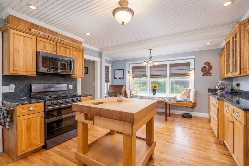 54 Granby Road Granville, MA 01034 - Photo 4 of 42 Gallery Image 4