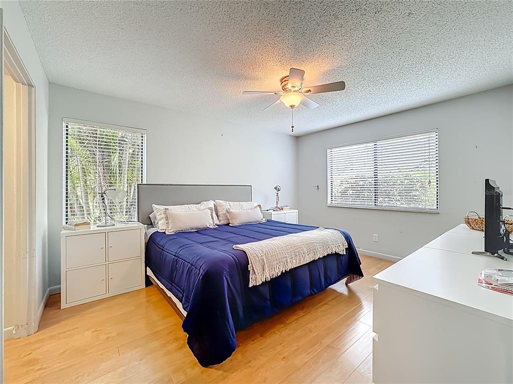 1707 Pelican Cove Road, Unit GL351 Sarasota, FL 34231 - Photo 22 of 79