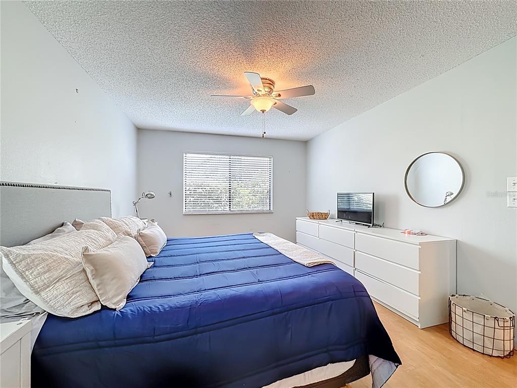 1707 Pelican Cove Road, Unit GL351 Sarasota, FL 34231 - Photo 25 of 79