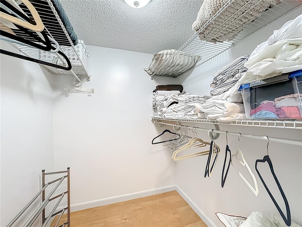 1707 Pelican Cove Road, Unit GL351 Sarasota, FL 34231 - Photo 27 of 79