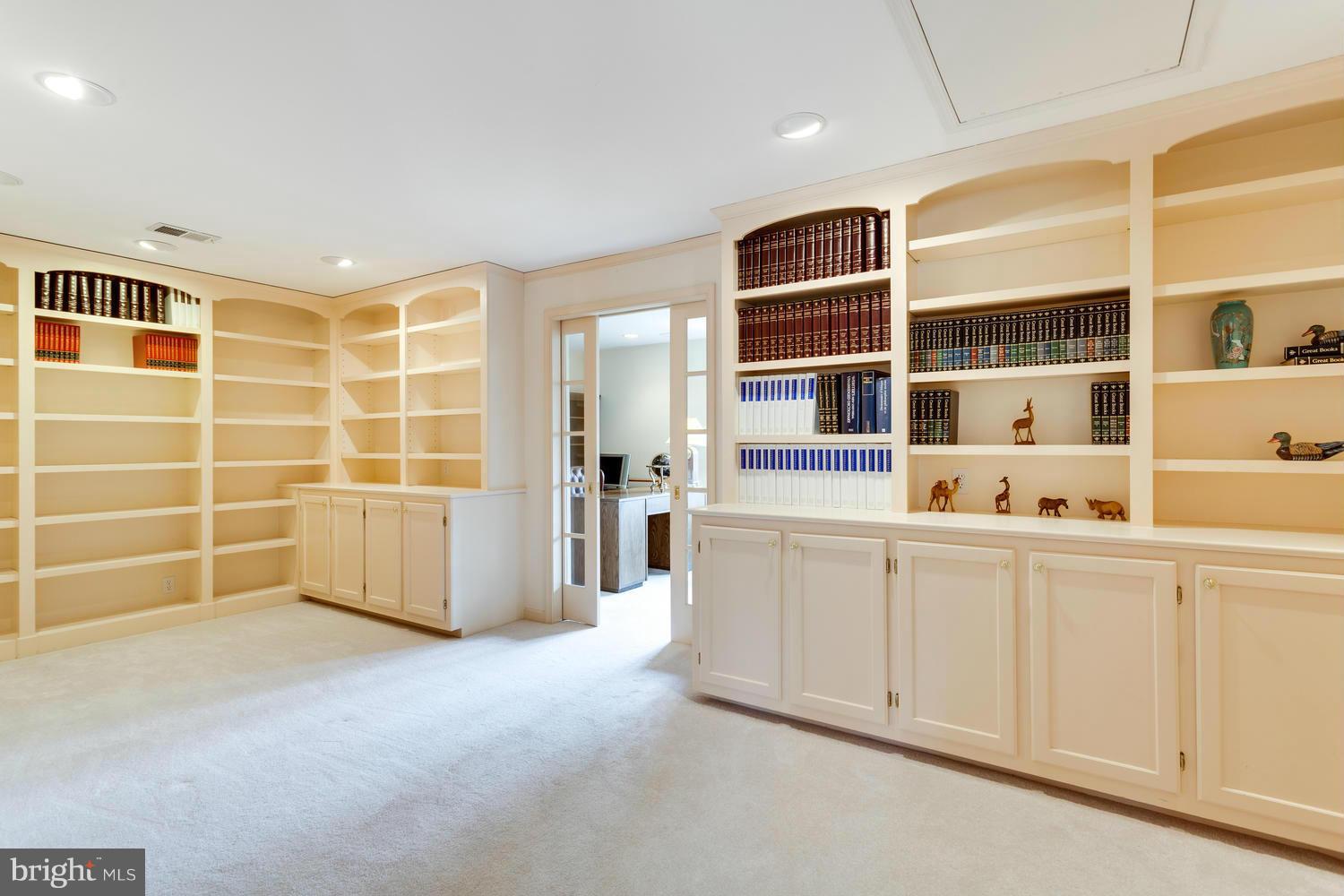 343 Springvale Road Great Falls, VA 22066 - Photo 15 of 26 Library - close to the Study Room