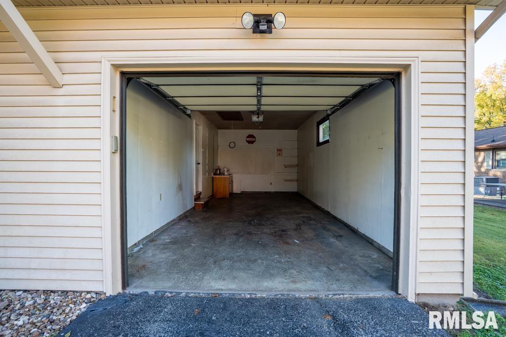 1104 East Poplar Street Herrin, IL 62948 - Photo 28 of 29