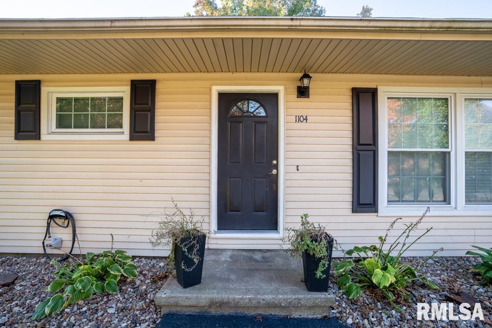 1104 East Poplar Street Herrin, IL 62948 - Photo 3 of 29