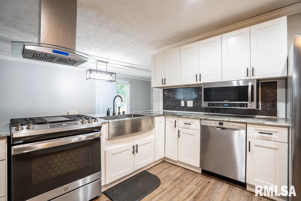 1104 East Poplar Street Herrin, IL 62948 - Photo 7 of 29