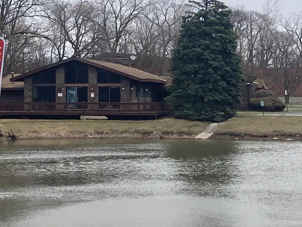 $75,000 | 830 Elder Road, Unit B413, Homewood, IL 60430
