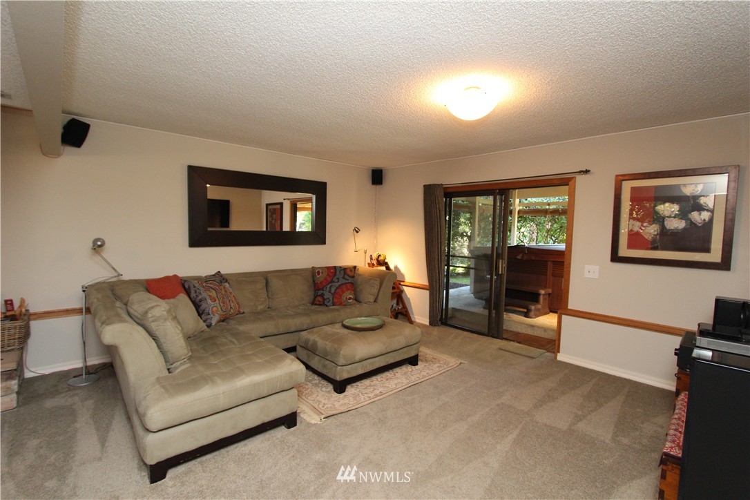 320 170th Place Southwest Bothell, WA 98012 - Photo 4 of 25 a living room with furniture and a window