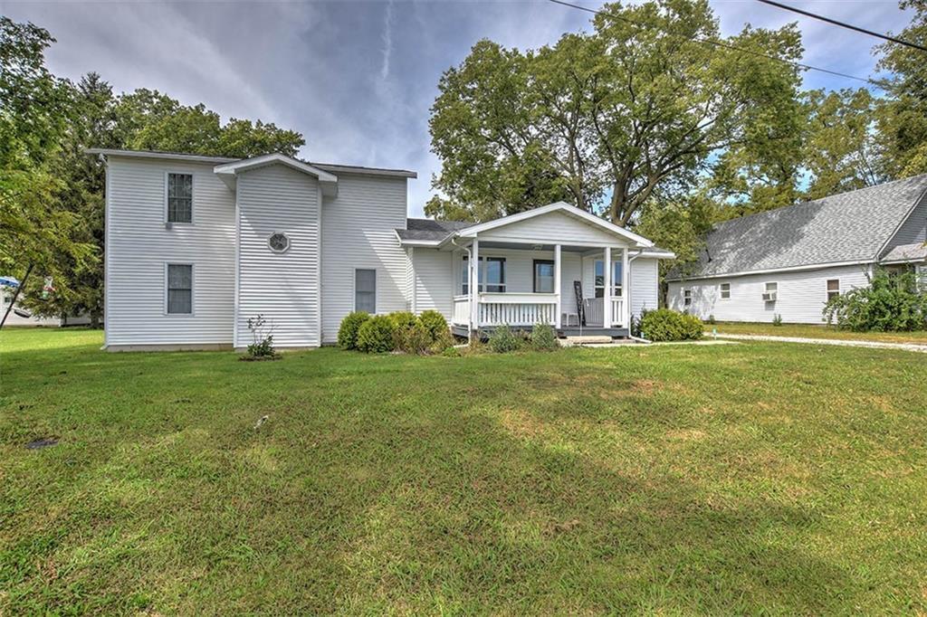 175 South Twin Lakes Road Decatur, IL 62522 - Photo 1 of 1 Gallery Image 1