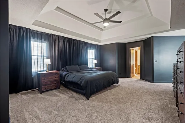 $434,950 | 1121 Southeast Timbercreek Lane, Lee's Summit, MO 64081