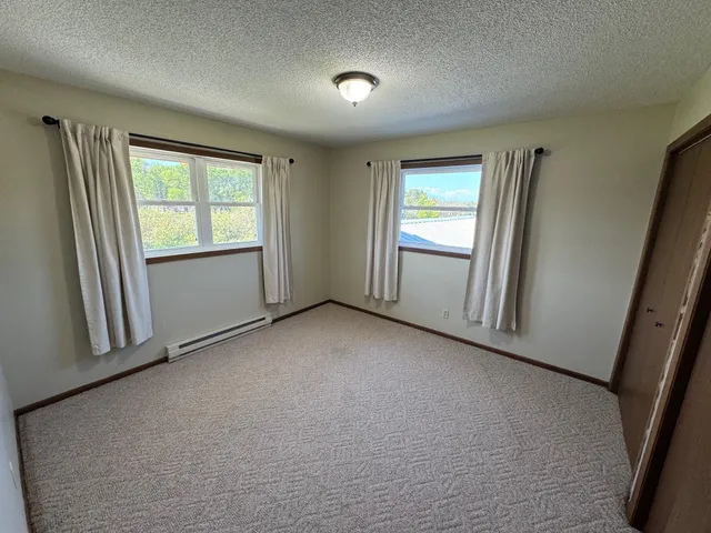 $339,000 | 37597 Lakeview Drive, Warroad, MN 56763