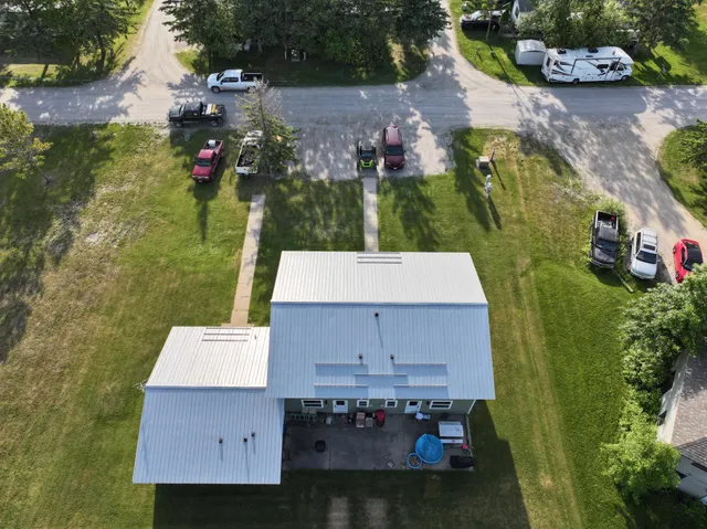 $339,000 | 37597 Lakeview Drive, Warroad, MN 56763