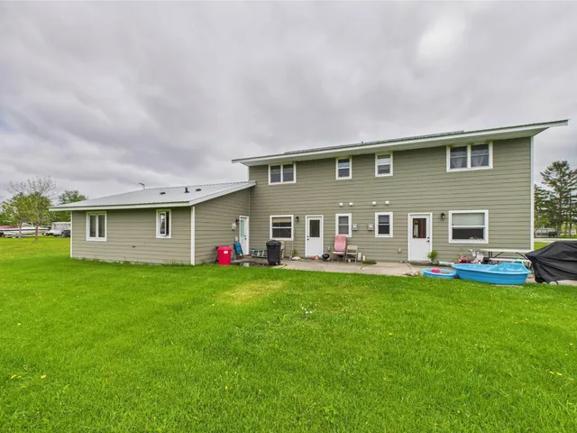 $339,000 | 37597 Lakeview Drive, Warroad, MN 56763