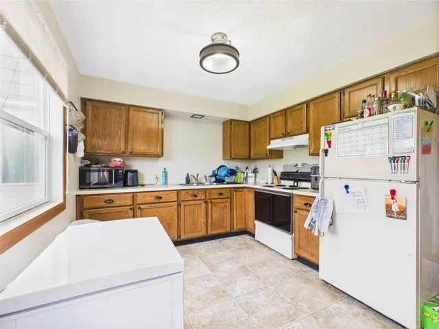 $339,000 | 37597 Lakeview Drive, Warroad, MN 56763