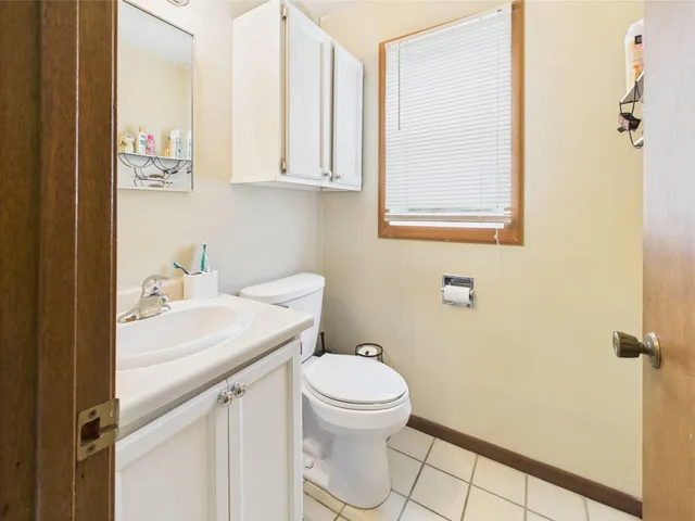 $339,000 | 37597 Lakeview Drive, Warroad, MN 56763