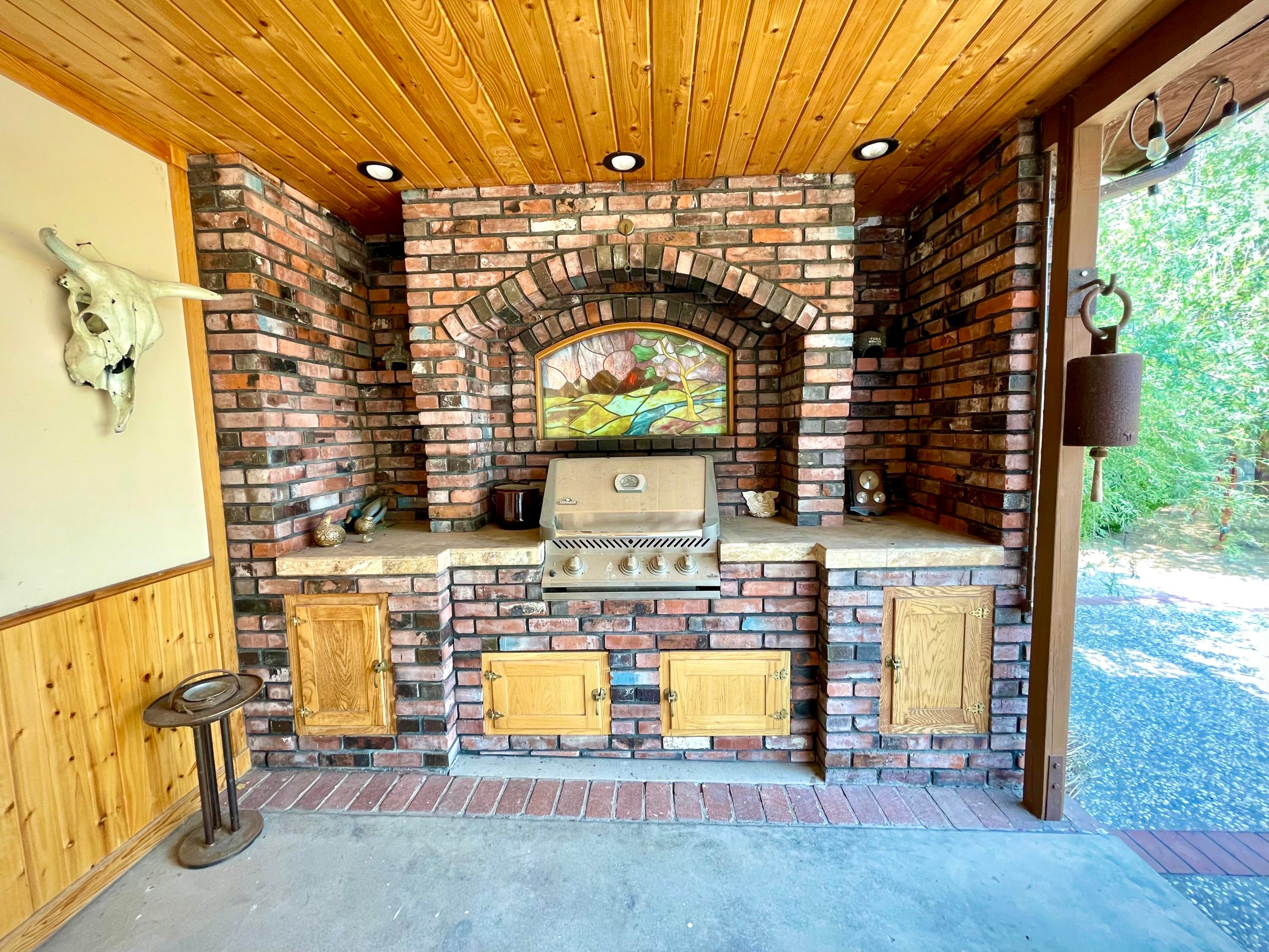 7322 Reeder Road Klamath Falls, OR 97603 - Photo 27 of 37 00F2C397-00EC-4E71-87DA-02CD0BBB2EE8