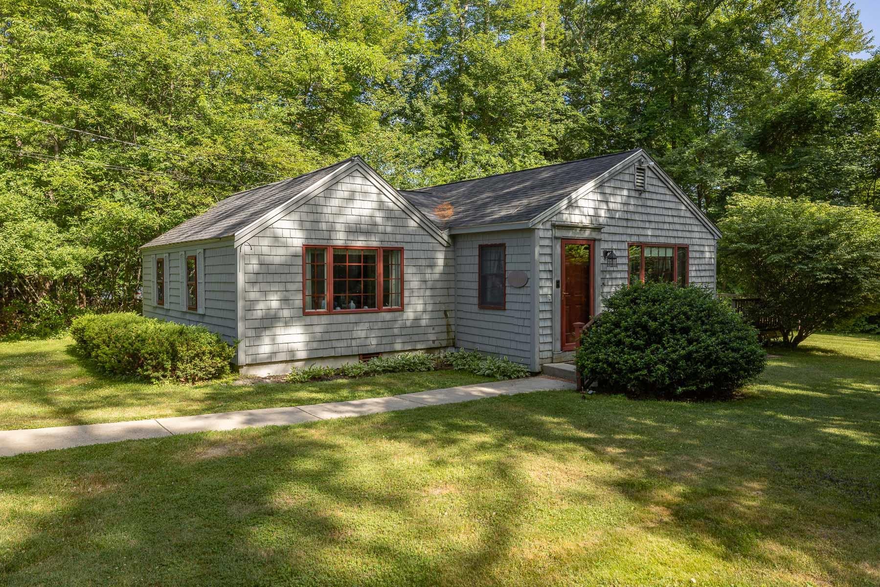 27 Briar Road Hampton, NH 03842 - Photo 1 of 29
