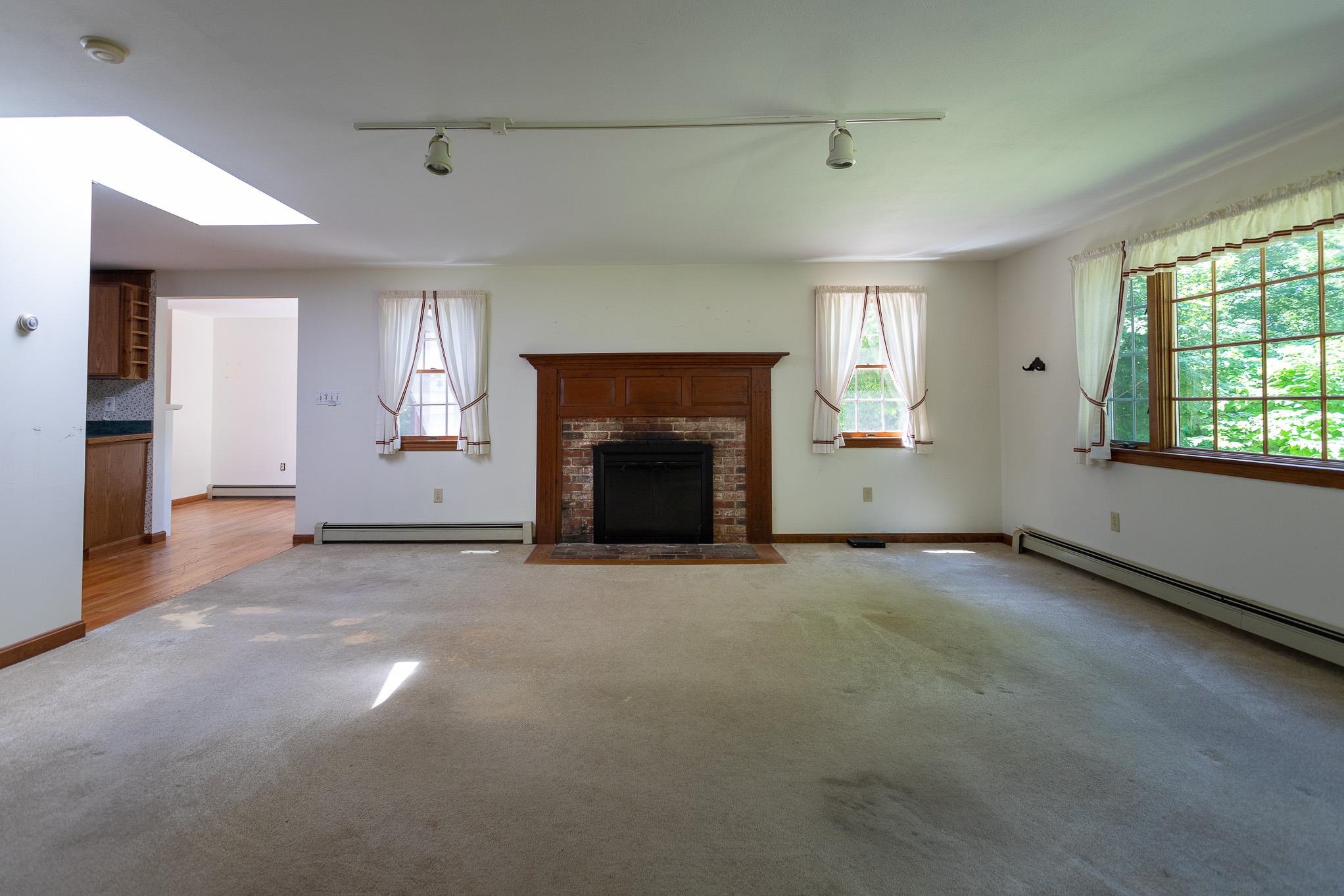 27 Briar Road Hampton, NH 03842 - Photo 8 of 29