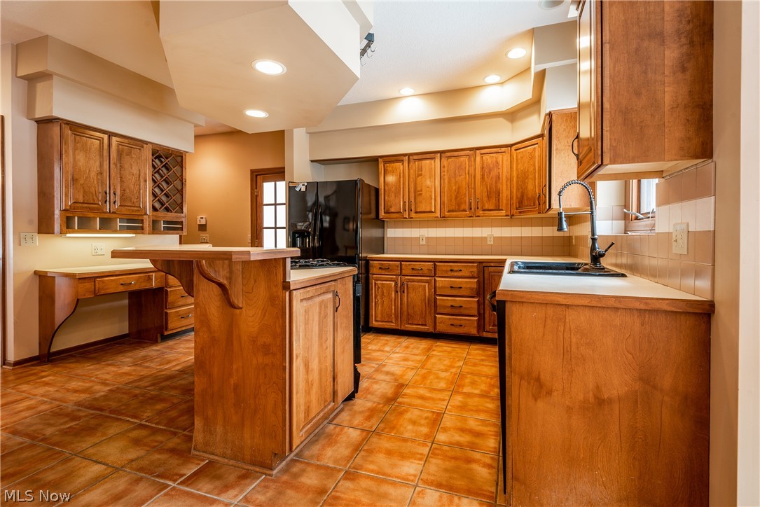 7164 Sugarwood Road Northeast Canton, OH 44721 - Photo 10 of 32 Gallery Image 10