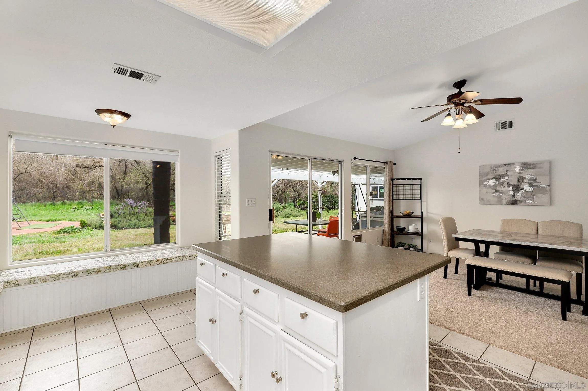 24649 Rio Verde Drive Ramona, CA 92065 - Photo 13 of 36 Gallery Image 13