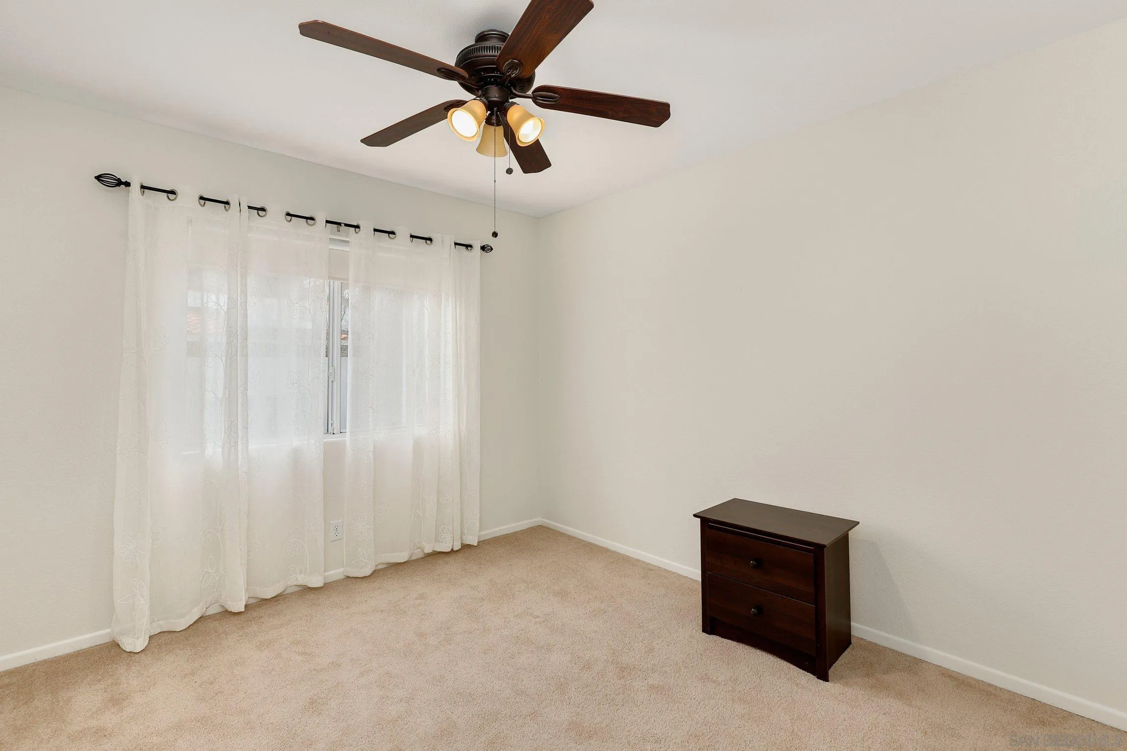 24649 Rio Verde Drive Ramona, CA 92065 - Photo 21 of 36 Gallery Image 21