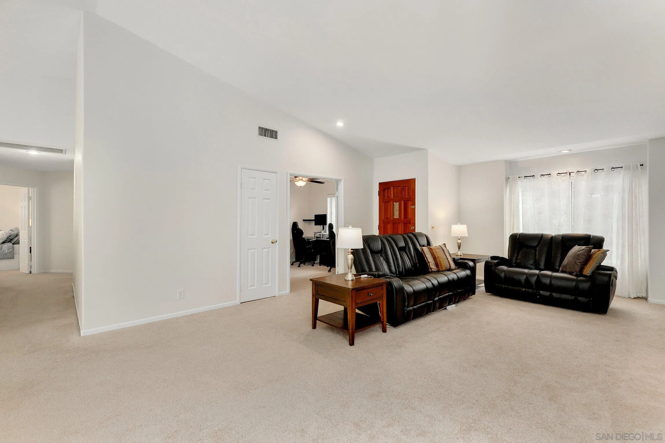 24649 Rio Verde Drive Ramona, CA 92065 - Photo 3 of 36 Gallery Image 3