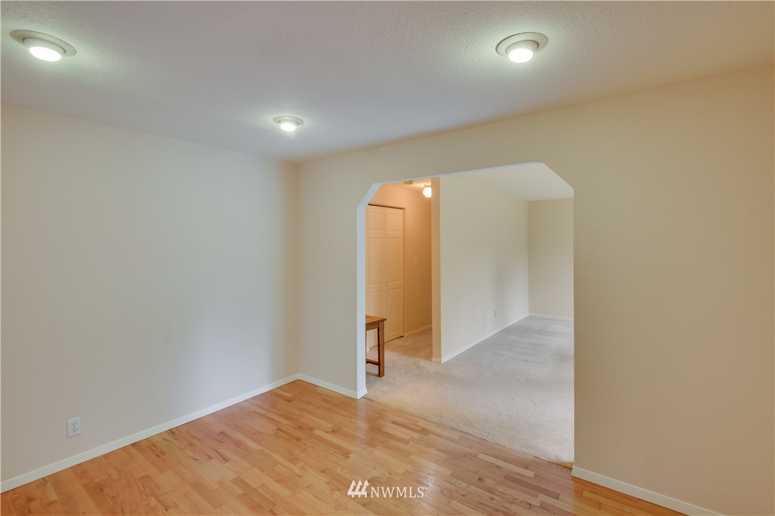 3001 Alaska Road Brier, WA 98036 - Photo 14 of 24