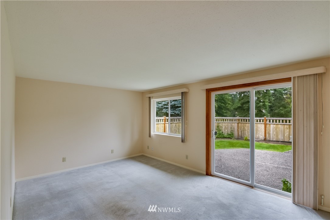 3001 Alaska Road Brier, WA 98036 - Photo 15 of 24