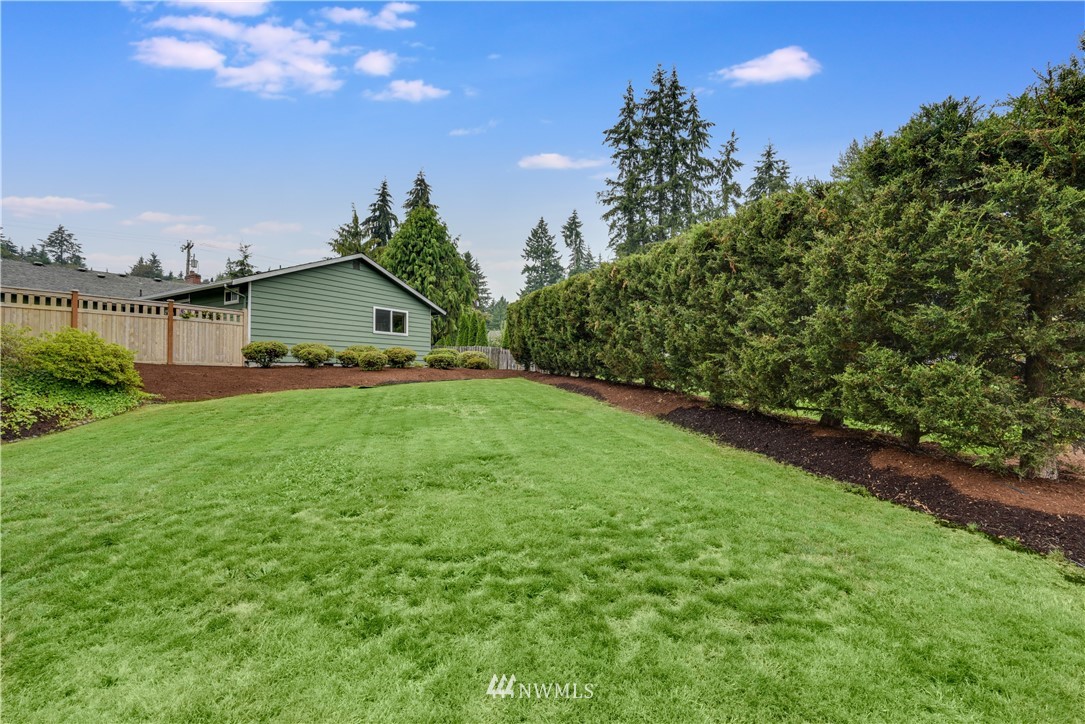3001 Alaska Road Brier, WA 98036 - Photo 7 of 24