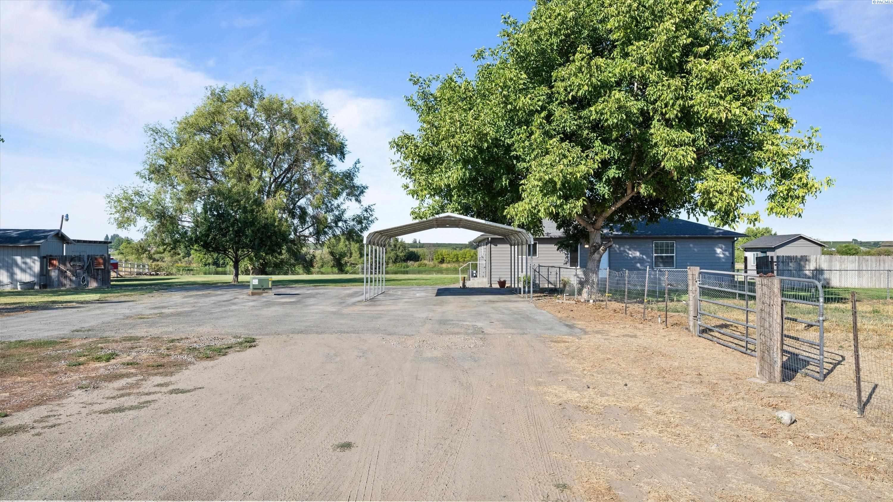 503 Riverfront Road Mabton, WA 98935 - Photo 6 of 32 Gallery Image 6