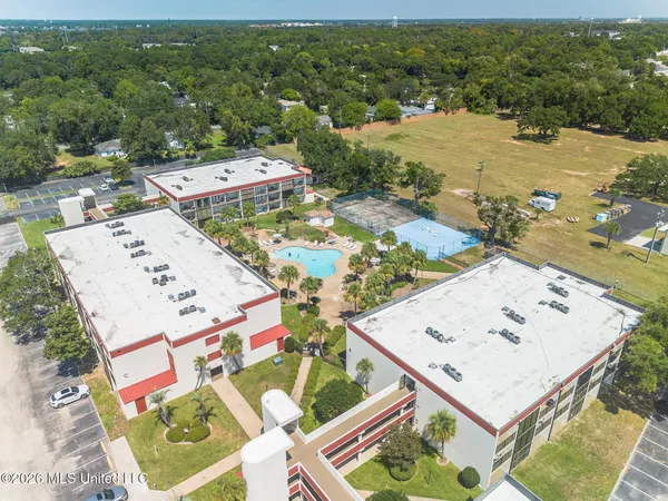 $259,000 | 2046 Beach Boulevard, Unit B315, Biloxi, MS 39531