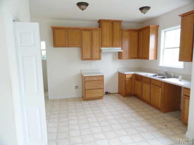 10816 Farmville Road Raleigh, NC 27614 - Photo 5 of 13 Gallery Image 5