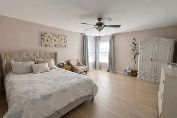 $4,500 | 1981 Angelica Lane, Bartlett, IL 60103