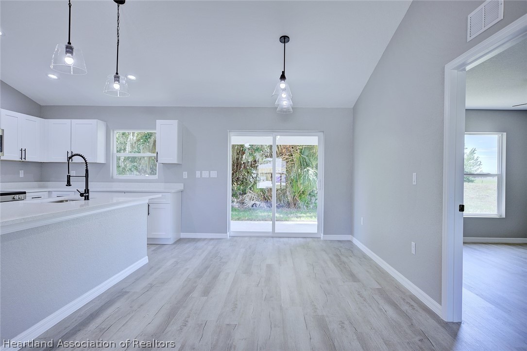136 Friendly Circle, Unit 1 Sebring, FL 33876 - Photo 11 of 27