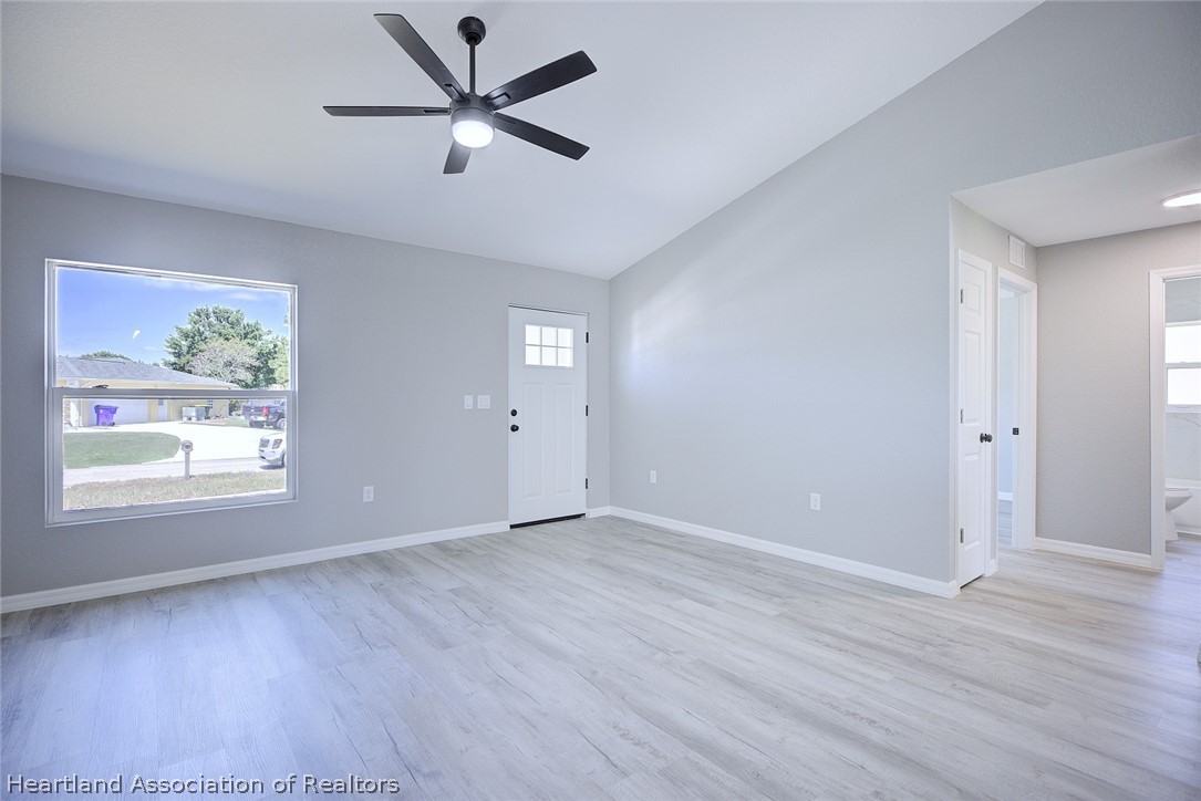 136 Friendly Circle, Unit 1 Sebring, FL 33876 - Photo 12 of 27
