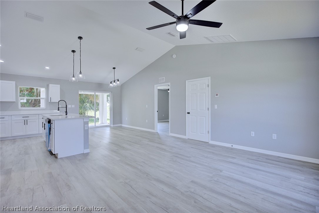 136 Friendly Circle, Unit 1 Sebring, FL 33876 - Photo 14 of 27