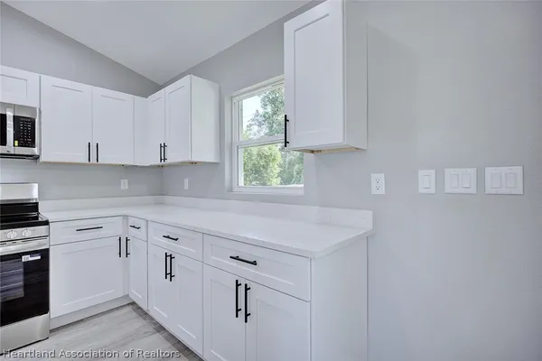$2,200 | 136 Friendly Circle, Unit 1, Sebring, FL 33876