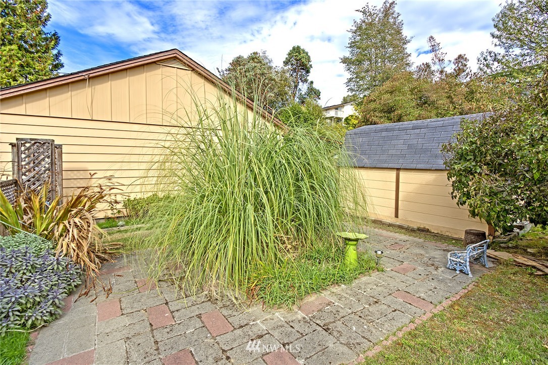 6732 16th Avenue Southwest Seattle, WA 98106 - Photo 15 of 17