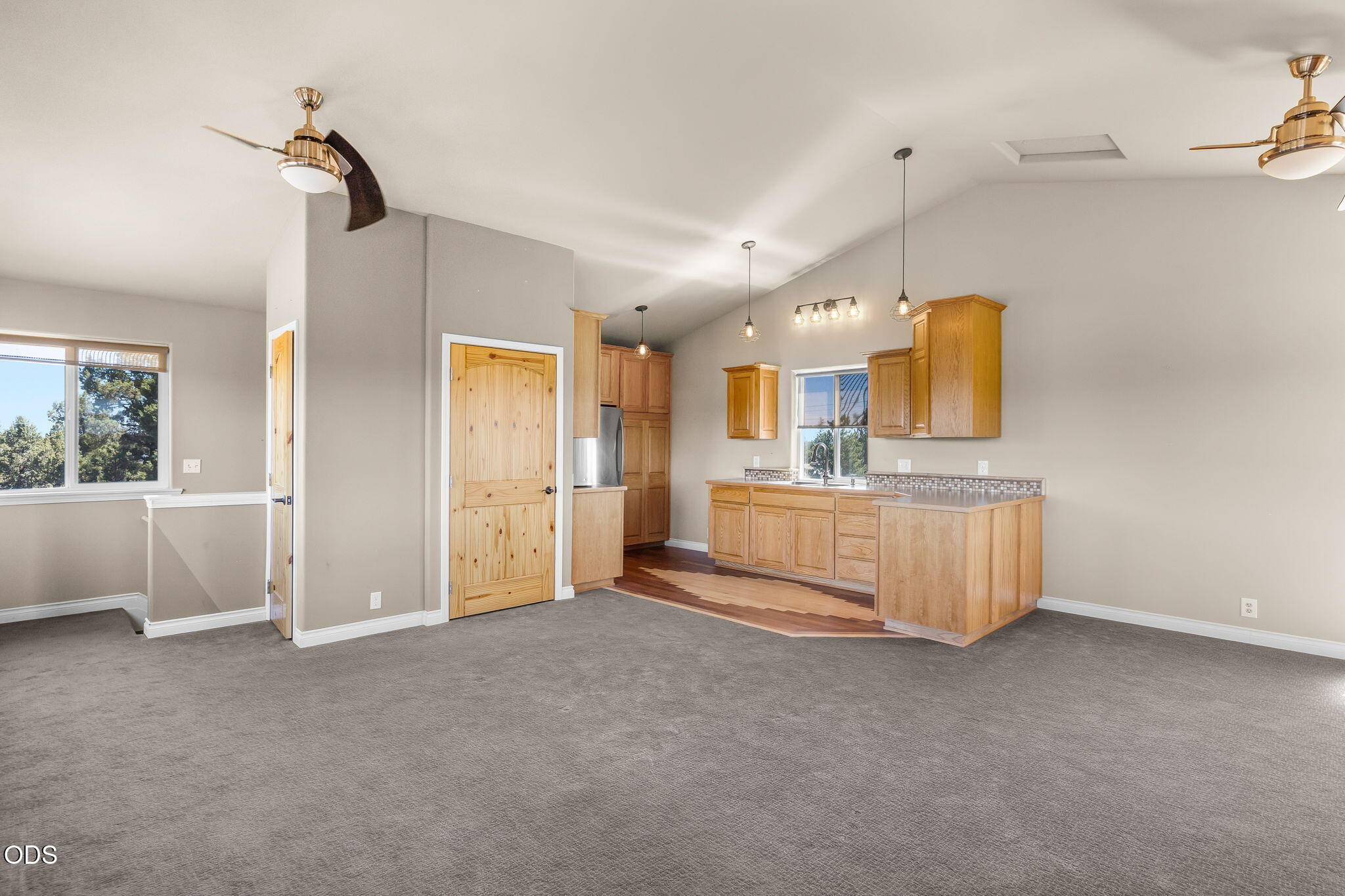 66967 Lance Road Bend, OR 97703 - Photo 36 of 58