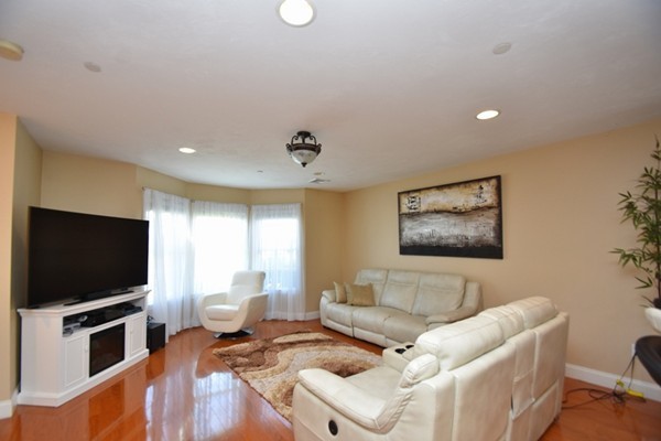 25 Greeley Street, Unit 9 Clinton, MA 01510 - Photo 5 of 12 Gallery Image 5