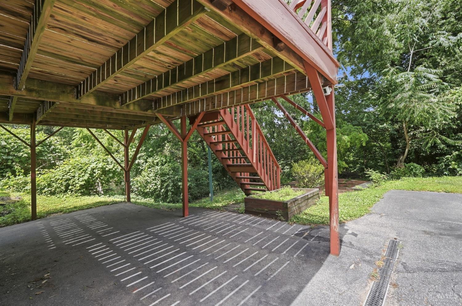 4024 Paddock Road Cincinnati, OH 45229 - Photo 49 of 58