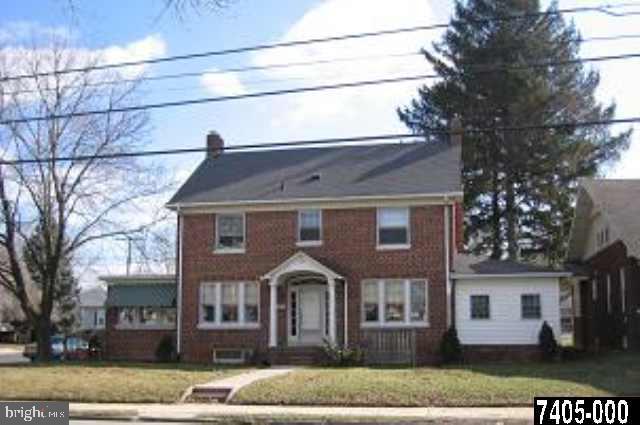 949 Broadway Hanover, PA 17331 - Photo 1 of 9 Gallery Image 1