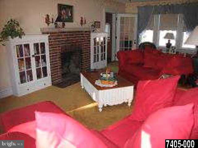 949 Broadway Hanover, PA 17331 - Photo 4 of 9 Gallery Image 4