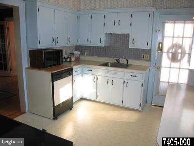 949 Broadway Hanover, PA 17331 - Photo 6 of 9 Gallery Image 6