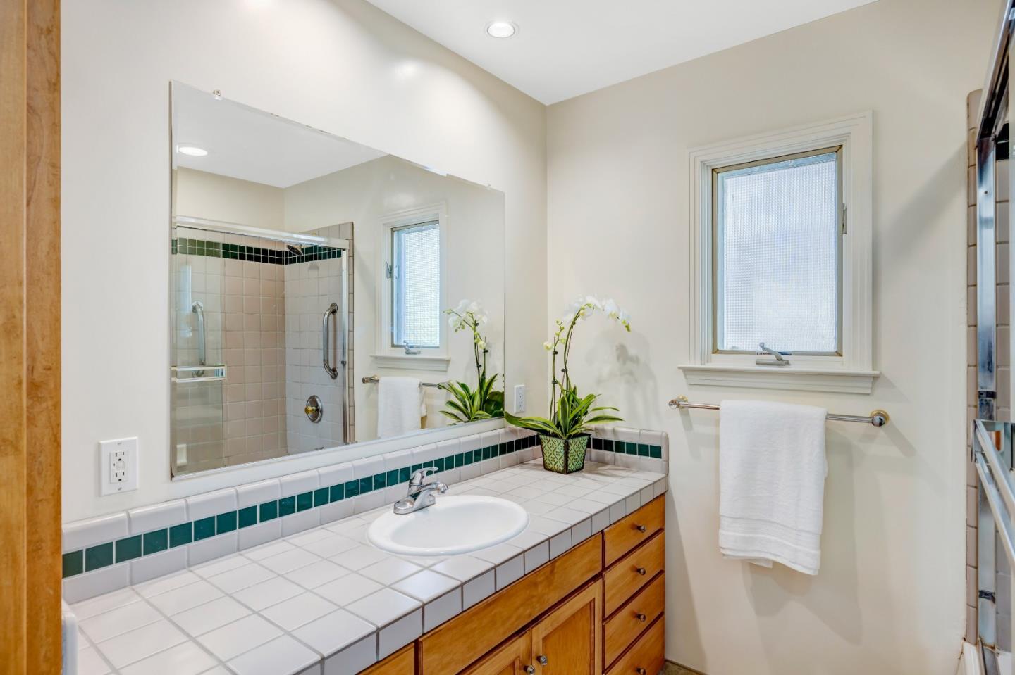 642 Cypress Street Monterey, CA 93940 - Photo 15 of 32