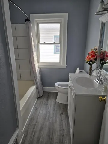 $129,900 | 1402 Floral Avenue, Jackson, MI 49202