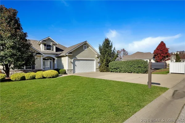 $965,000 | 115 Pebble Beach Lane, Lake Ozark, MO 65049