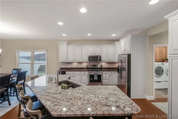 $965,000 | 115 Pebble Beach Lane, Lake Ozark, MO 65049
