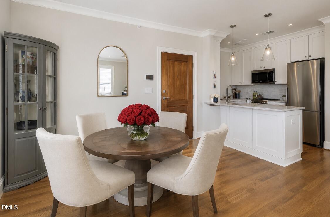 607 Smedes Place, Unit B Raleigh, NC 27605 - Photo 7 of 22 dining