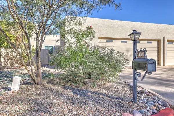 $335,000 | 7581 East Desert Anchor Boulevard, Tucson, AZ 85715