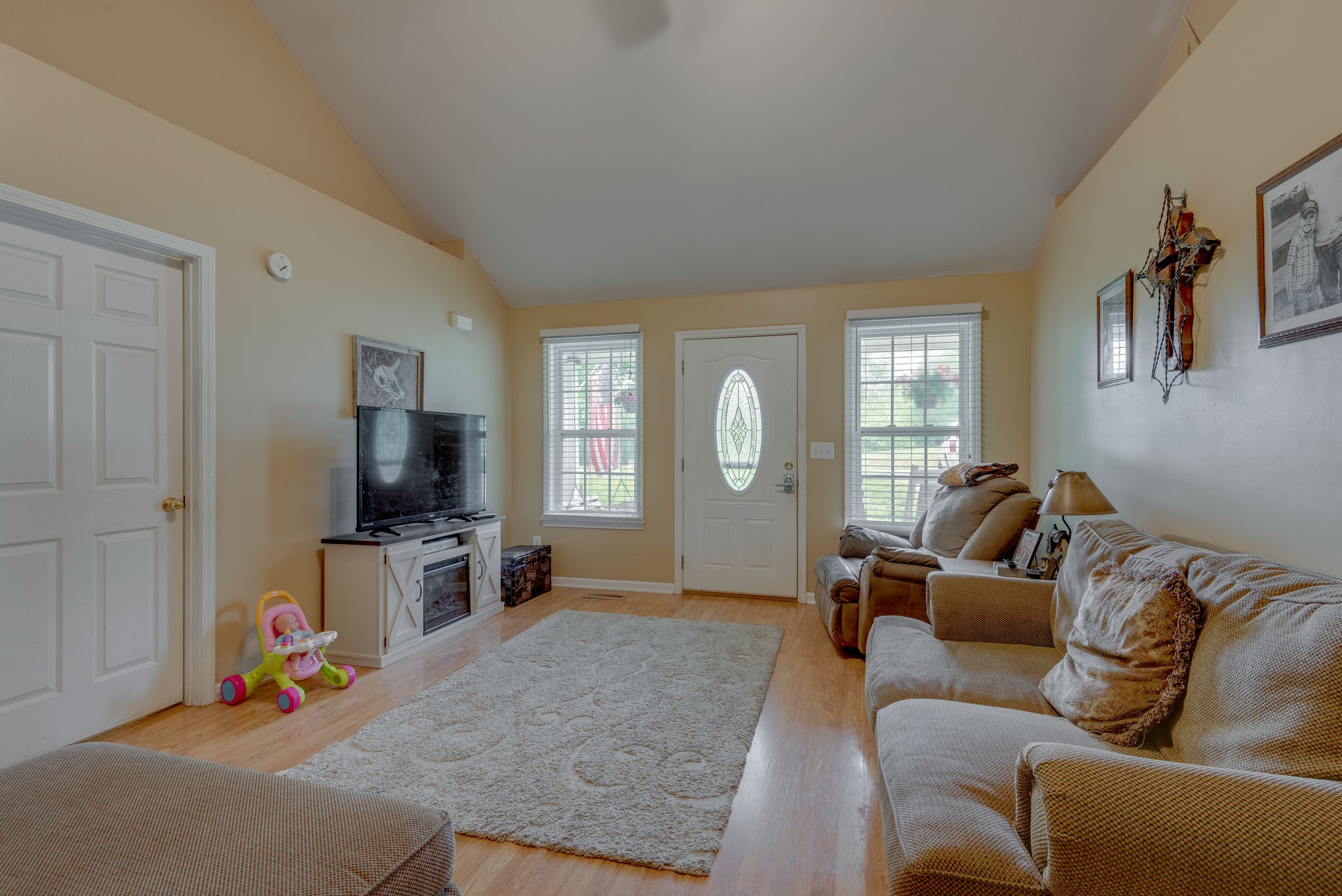 1069 Glendale Road White Bluff, TN 37187 - Photo 4 of 29 Gallery Image 4