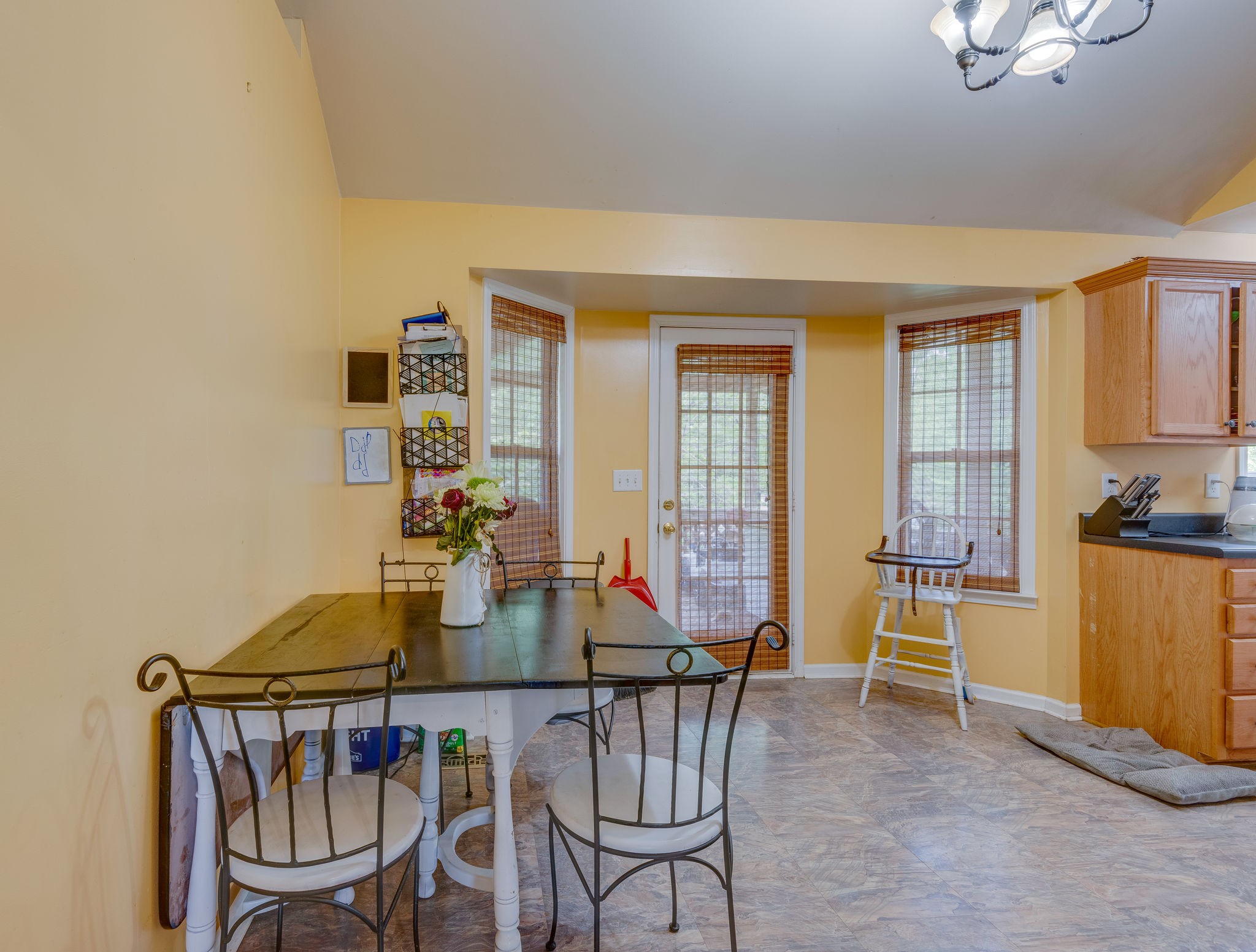 1069 Glendale Road White Bluff, TN 37187 - Photo 8 of 29 Gallery Image 8